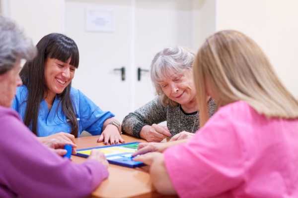 Hébergement temporaire non médicalisé : pérennisation du dispositif