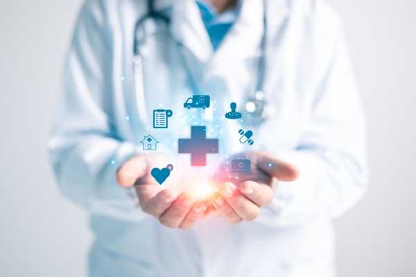 Contrat d’engagement de service public : extension du dispositif pour améliorer l’accès aux soins