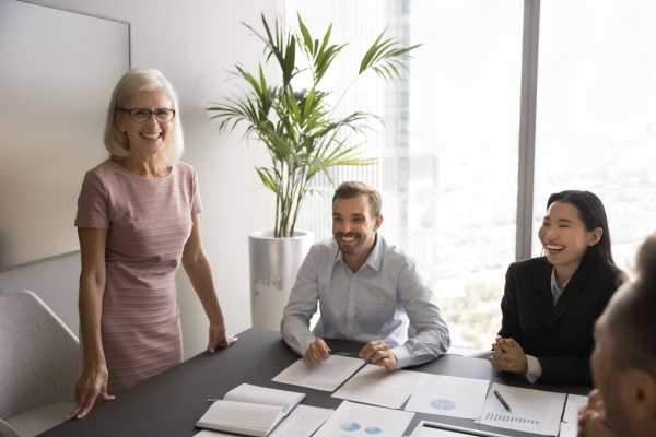 Loi travail des seniors : un nouveau CDI de valorisation de l’expérience