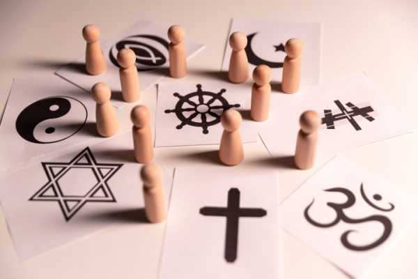 Faits religieux dans l’entreprise : des guides pratiques disponibles ! 