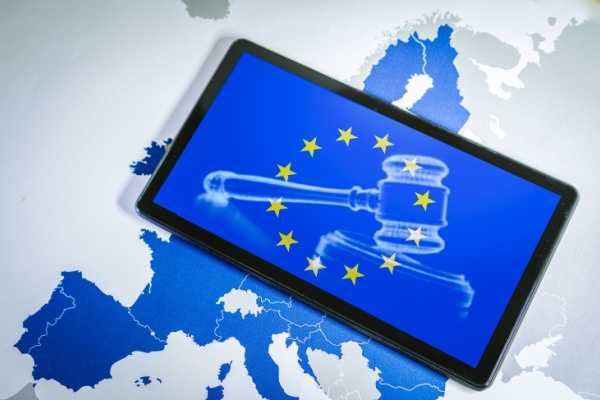 Loi d’adaptation au droit européen : les mesures sociales